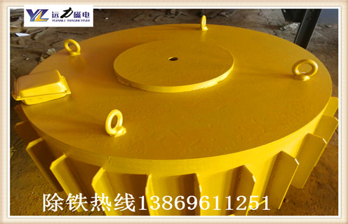生產(chǎn)電磁除鐵器廠家能有效防止大、鐵塊破碎輸送帶的事故的處理