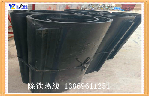 帶式除鐵器，帶式除鐵器怎么調(diào)整皮帶跑偏如何修復(fù)_帶式除鐵器怎么調(diào)整皮帶跑偏偏原因及如何調(diào)_刮板價(jià)格  